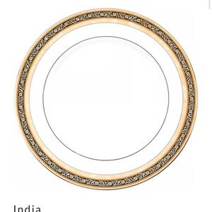 Wedgwood “India” dinner plate, like new, bone china crafted in England.